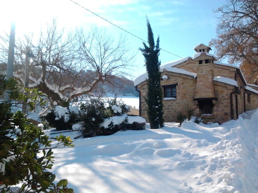 Agriturismo Tre Querce Penna San Giovanni Ngoại thất bức ảnh