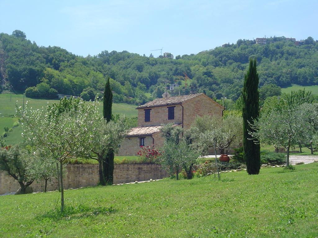 Agriturismo Tre Querce Penna San Giovanni Ngoại thất bức ảnh