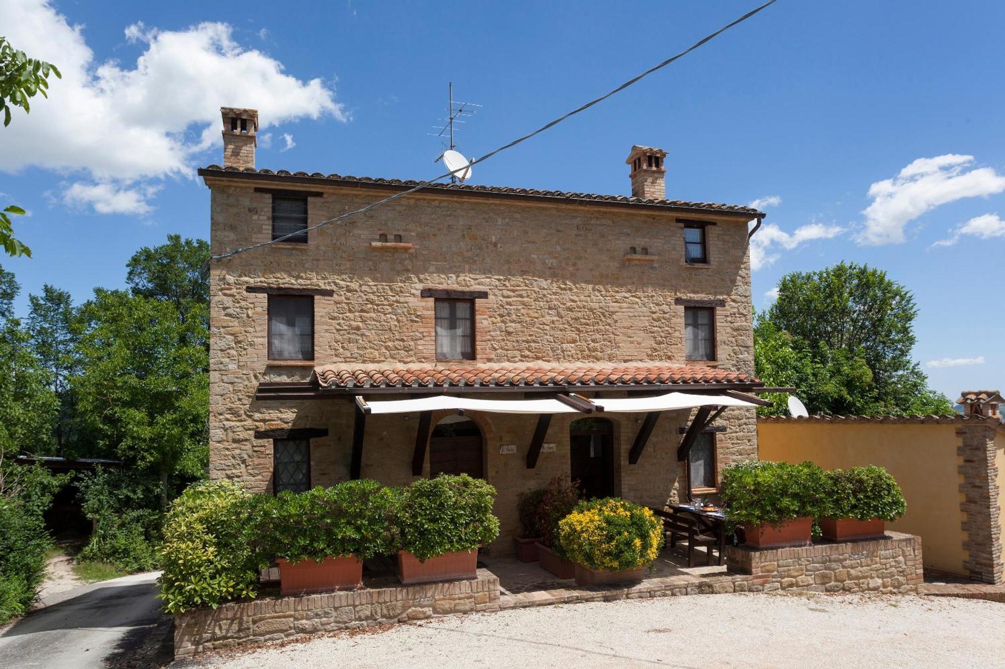 Agriturismo Tre Querce Penna San Giovanni Ngoại thất bức ảnh