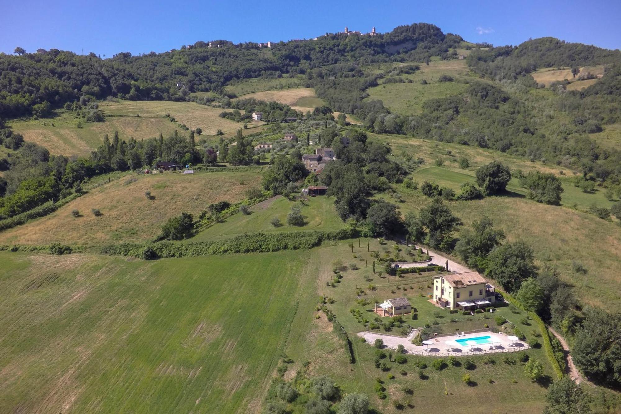 Agriturismo Tre Querce Penna San Giovanni Ngoại thất bức ảnh